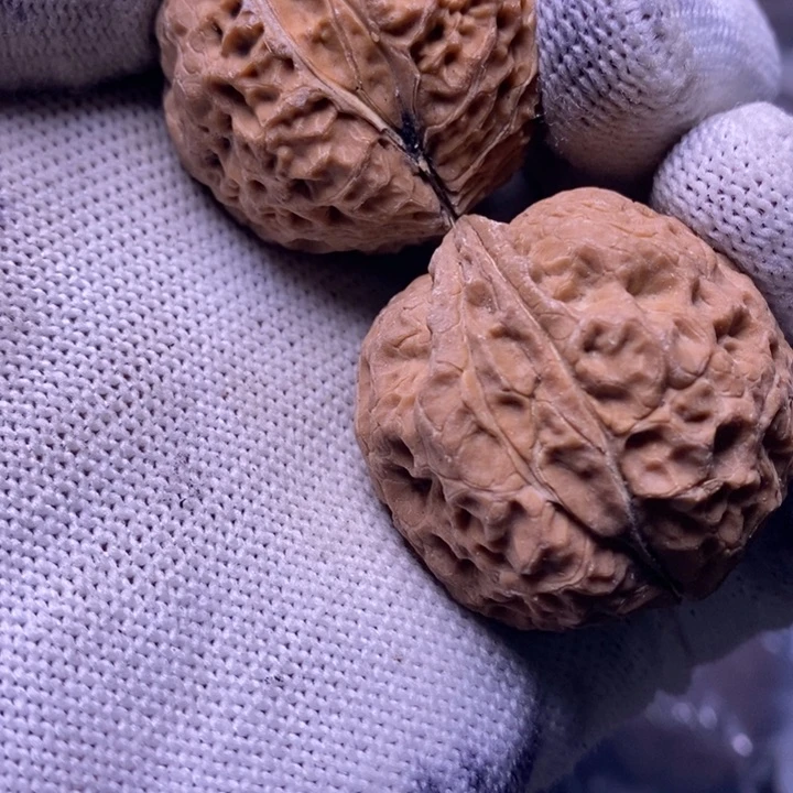 吊坠文玩核桃云南铁核桃炸福利55