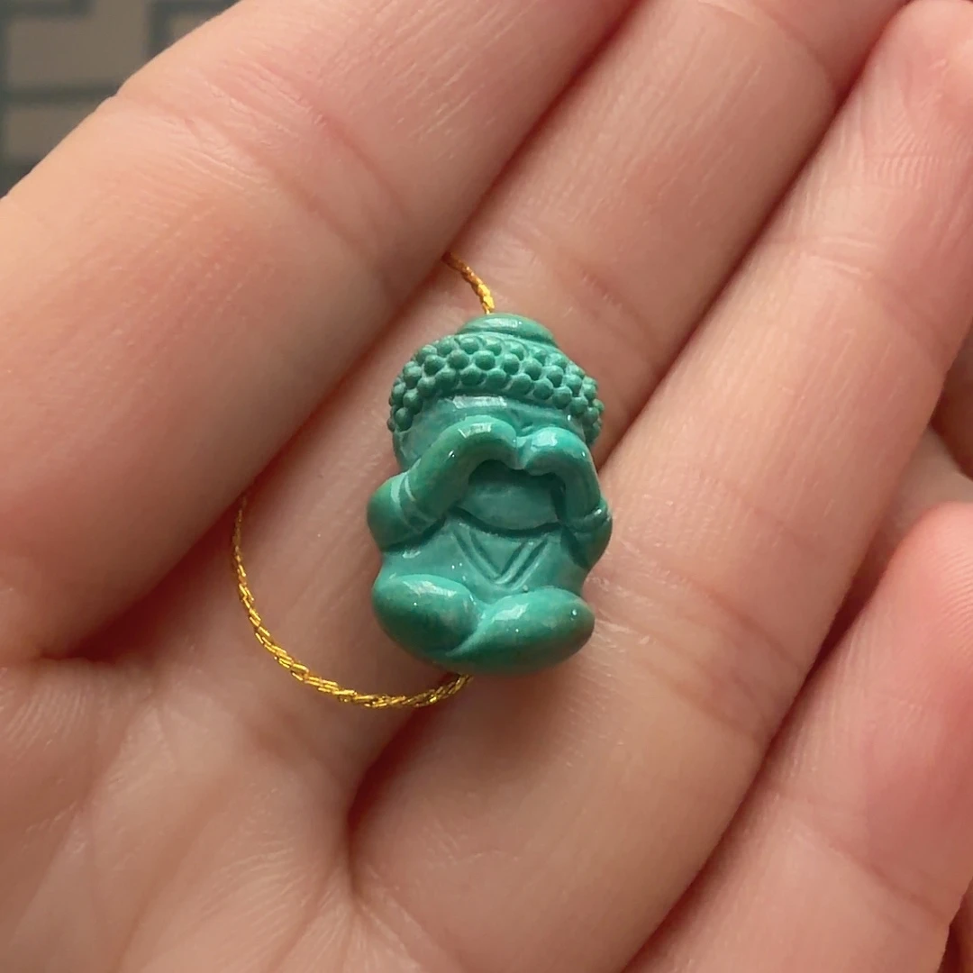 绿松石未镶嵌颈饰