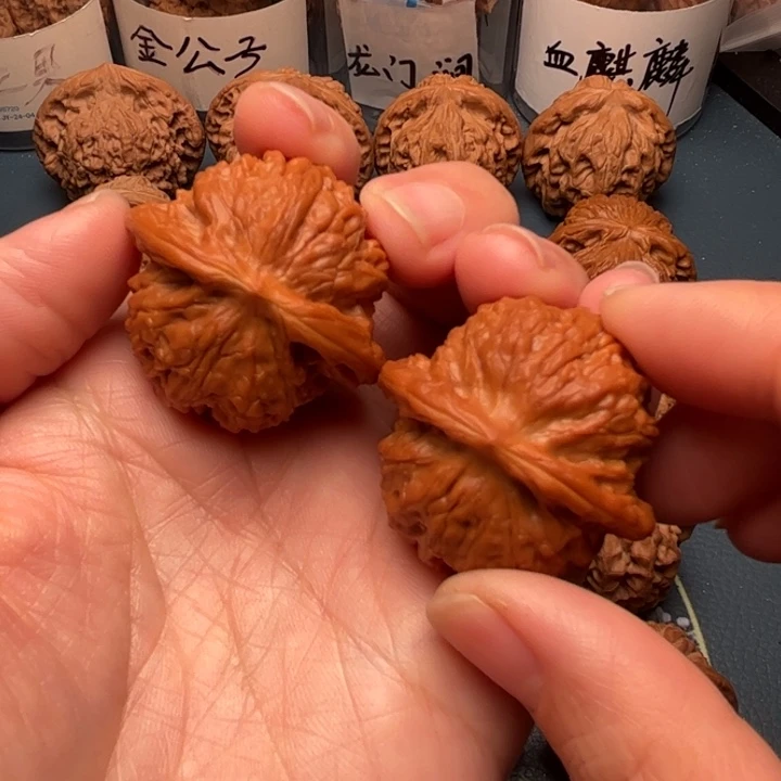 吊坠文玩核桃36平谷血麒麟手捻