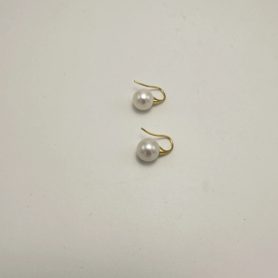 DE005淡水爱迪生珍珠金色耳钩11-12MMS925银气质白色百搭时尚经典