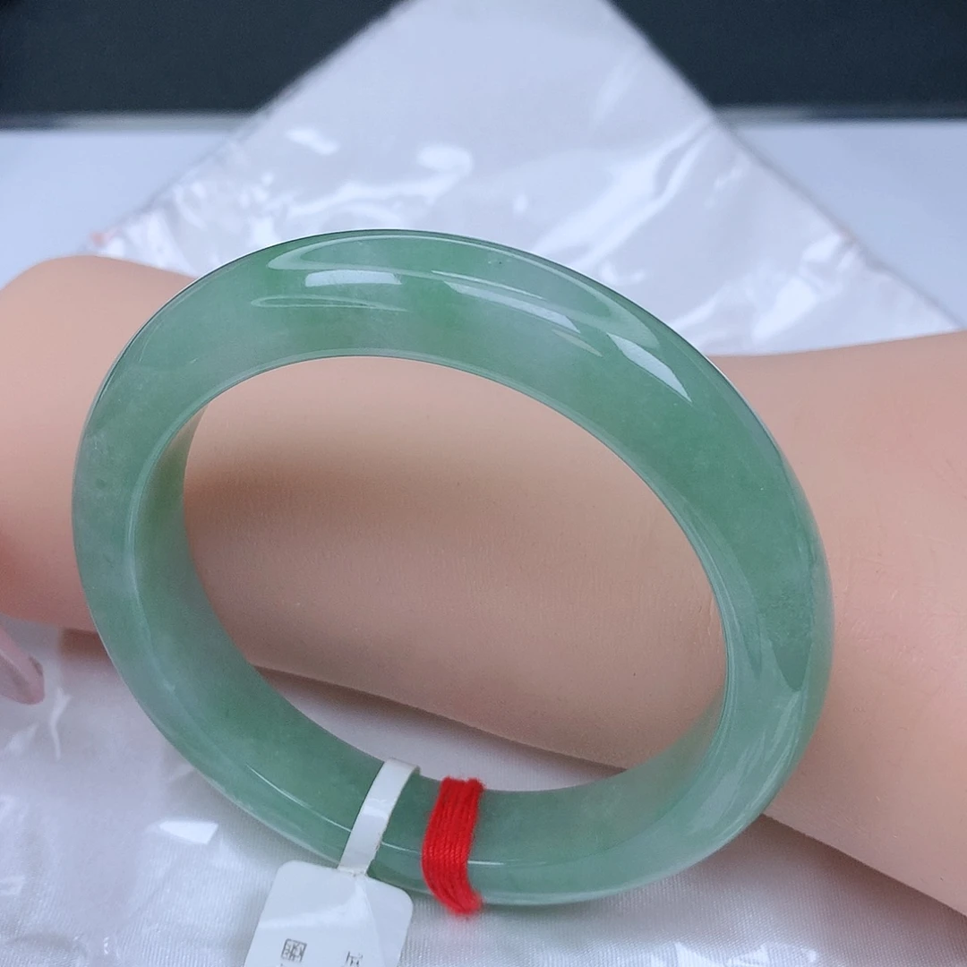 【闪购商品】未镶嵌手镯翡翠，57