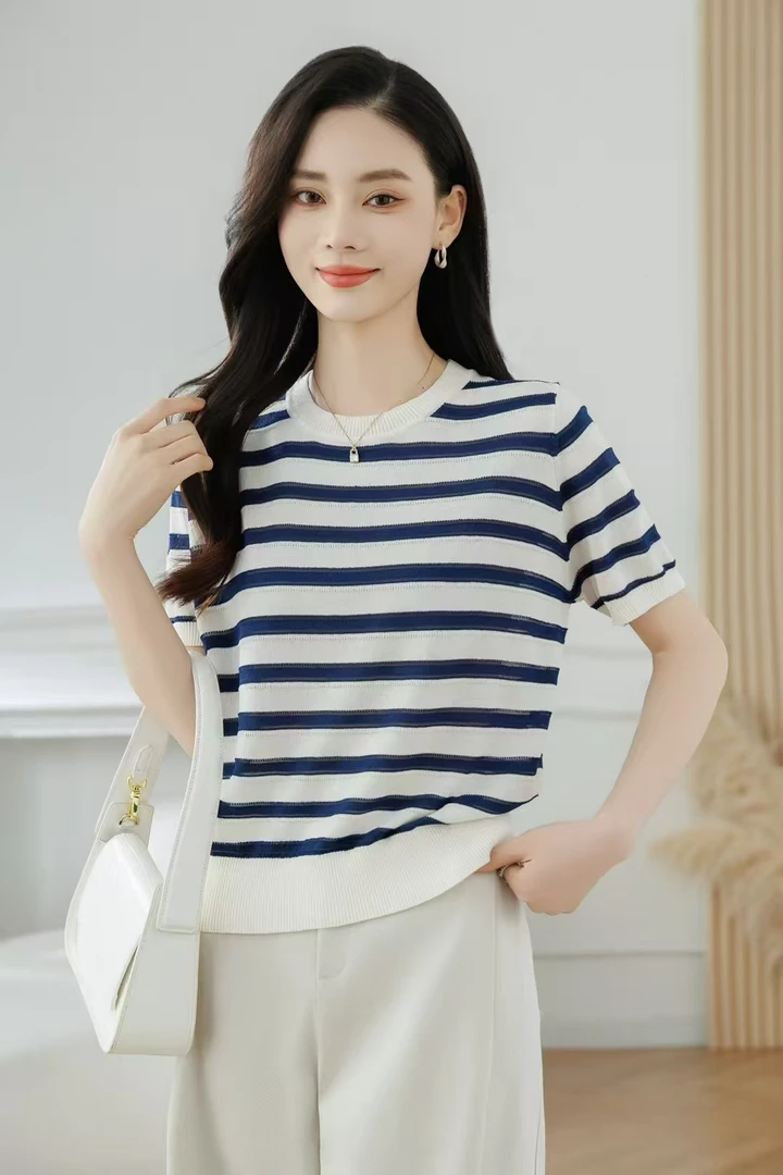 8202夏季新款时尚休闲圆领条纹短袖上衣