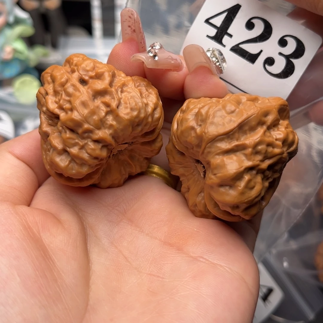 文玩核桃把件蛤蟆41肚44