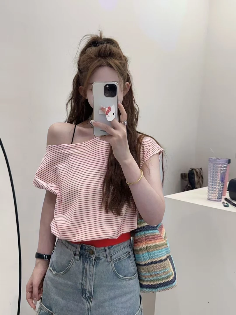 通勤气质夏季休闲风条纹辣妹风T恤