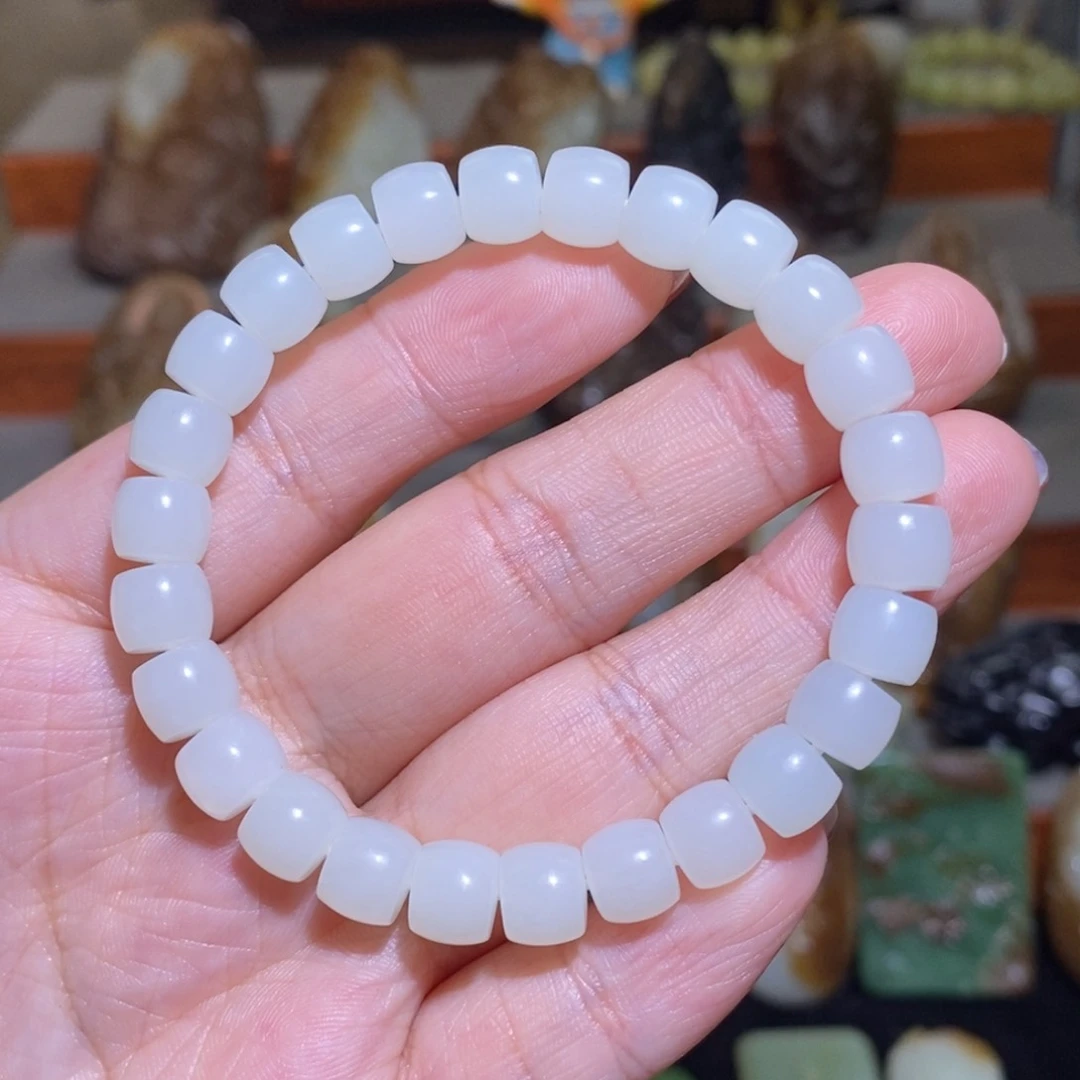 未镶嵌手链和田玉卡6