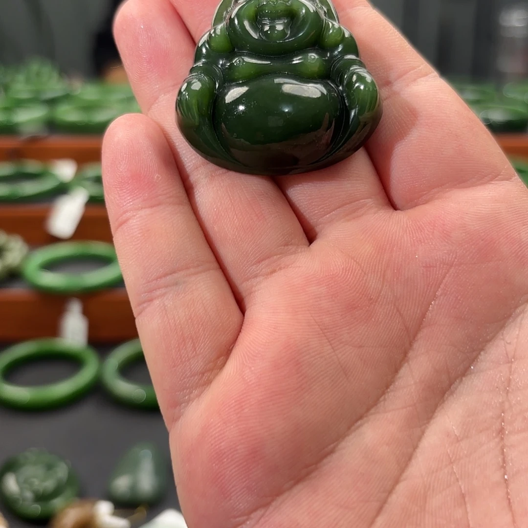 和田玉（碧玉）未镶嵌颈饰