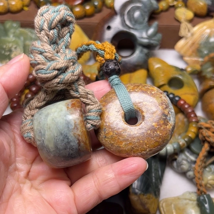 岫岩河磨玉（透闪石质玉）未镶嵌珠宝奇石