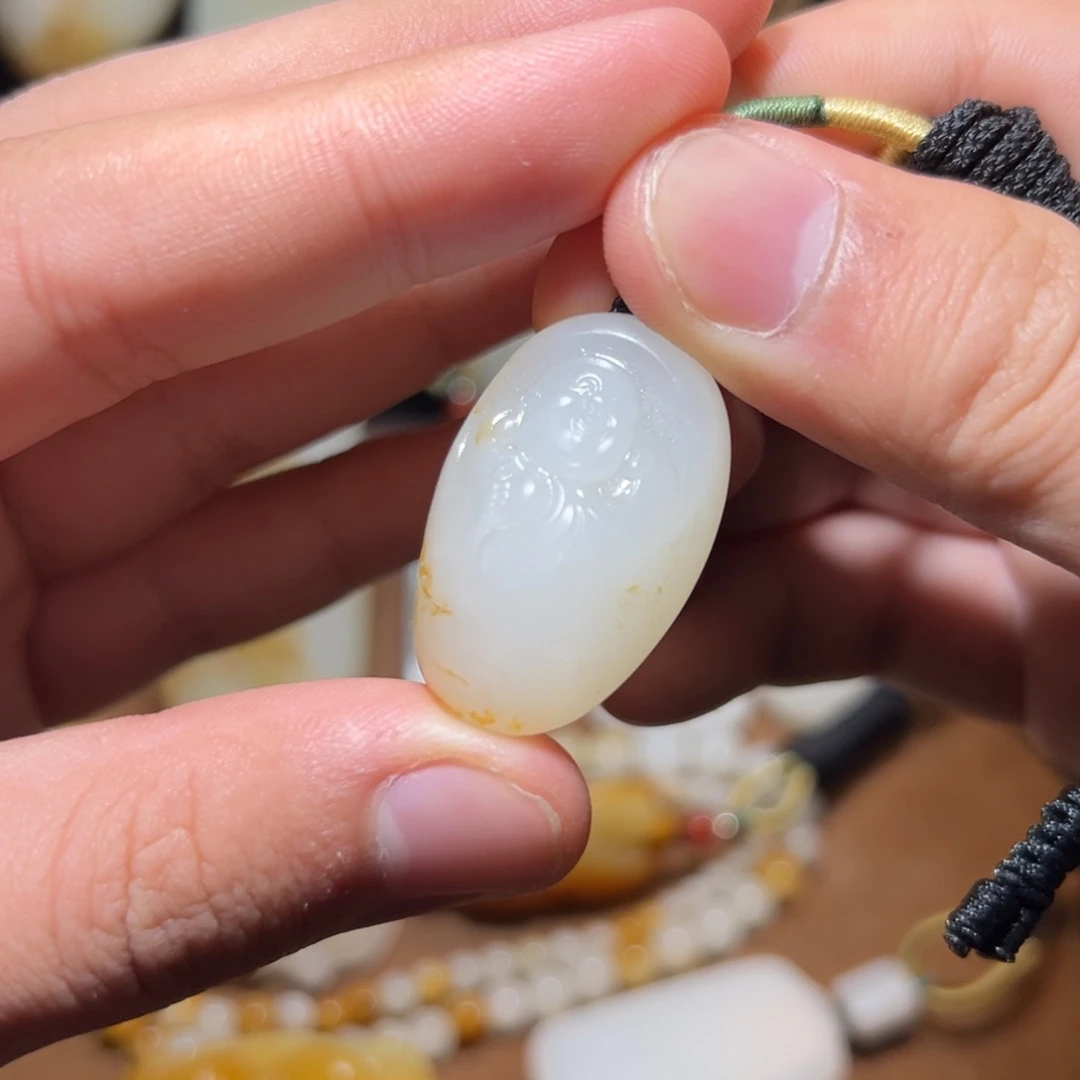 和田玉新疆未镶嵌