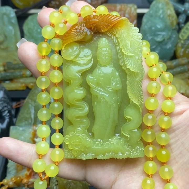 未镶嵌蛇纹石玉颈饰