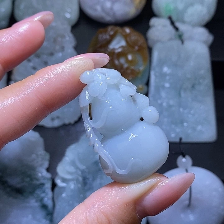 定制翡翠未镶嵌翡翠