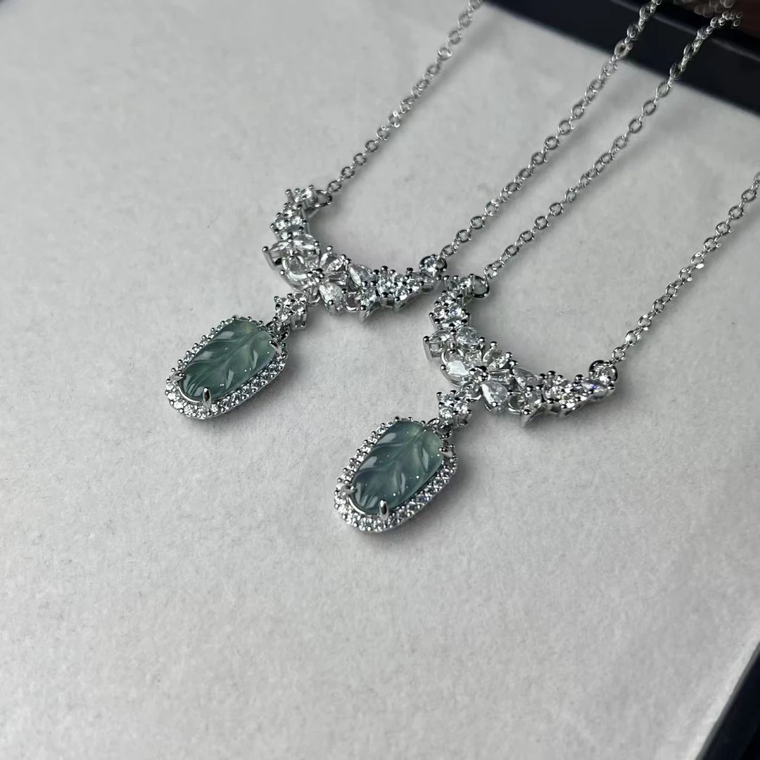 【睿泽鉴宝】翡翠树叶套链多样性发一有瑕 14*8*2 JYU4803