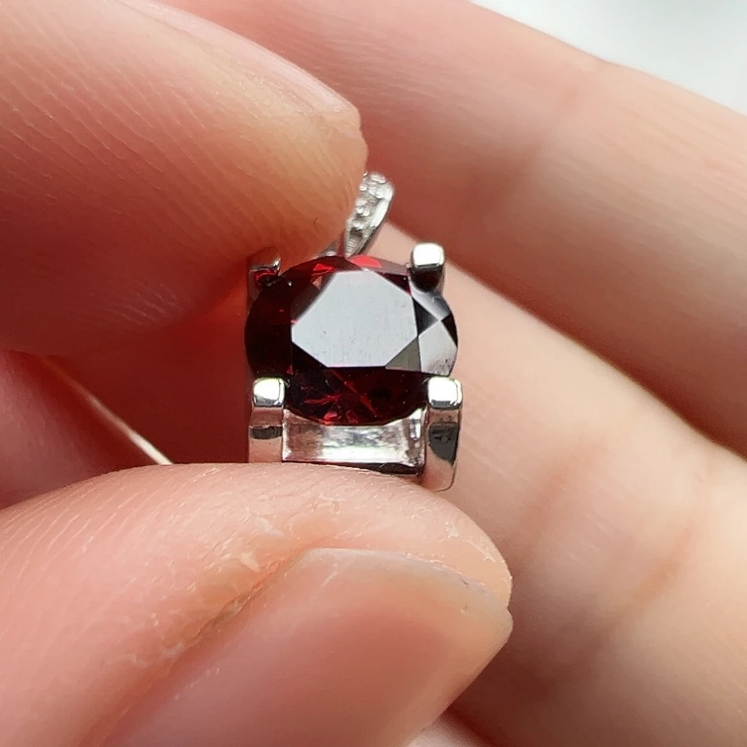 颈饰银S925镶嵌石榴石