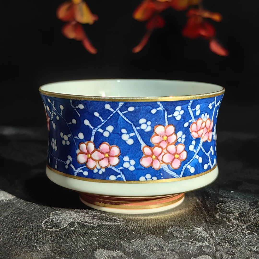 一如山房 祭红描金斗彩冰梅马蹄杯 YR056