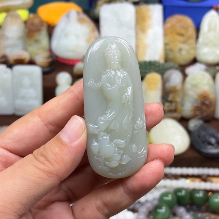 禅***³颈饰未镶嵌和田玉