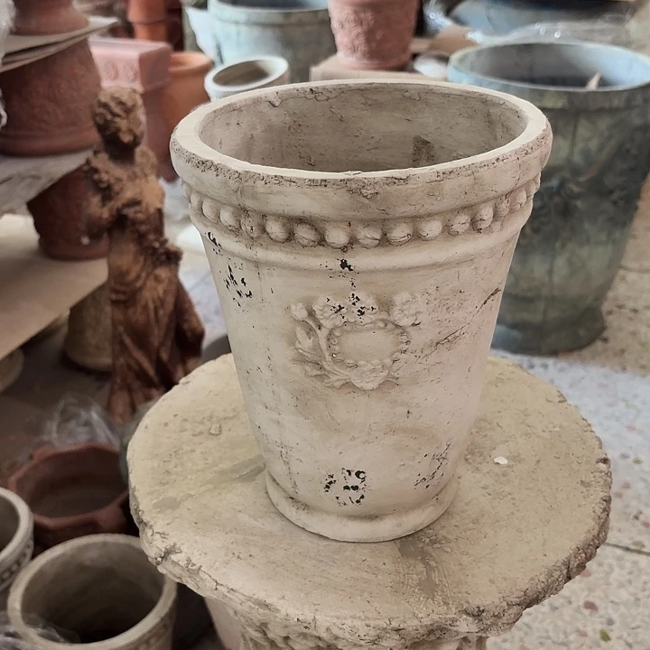 许纯的花房微瑕点点盆