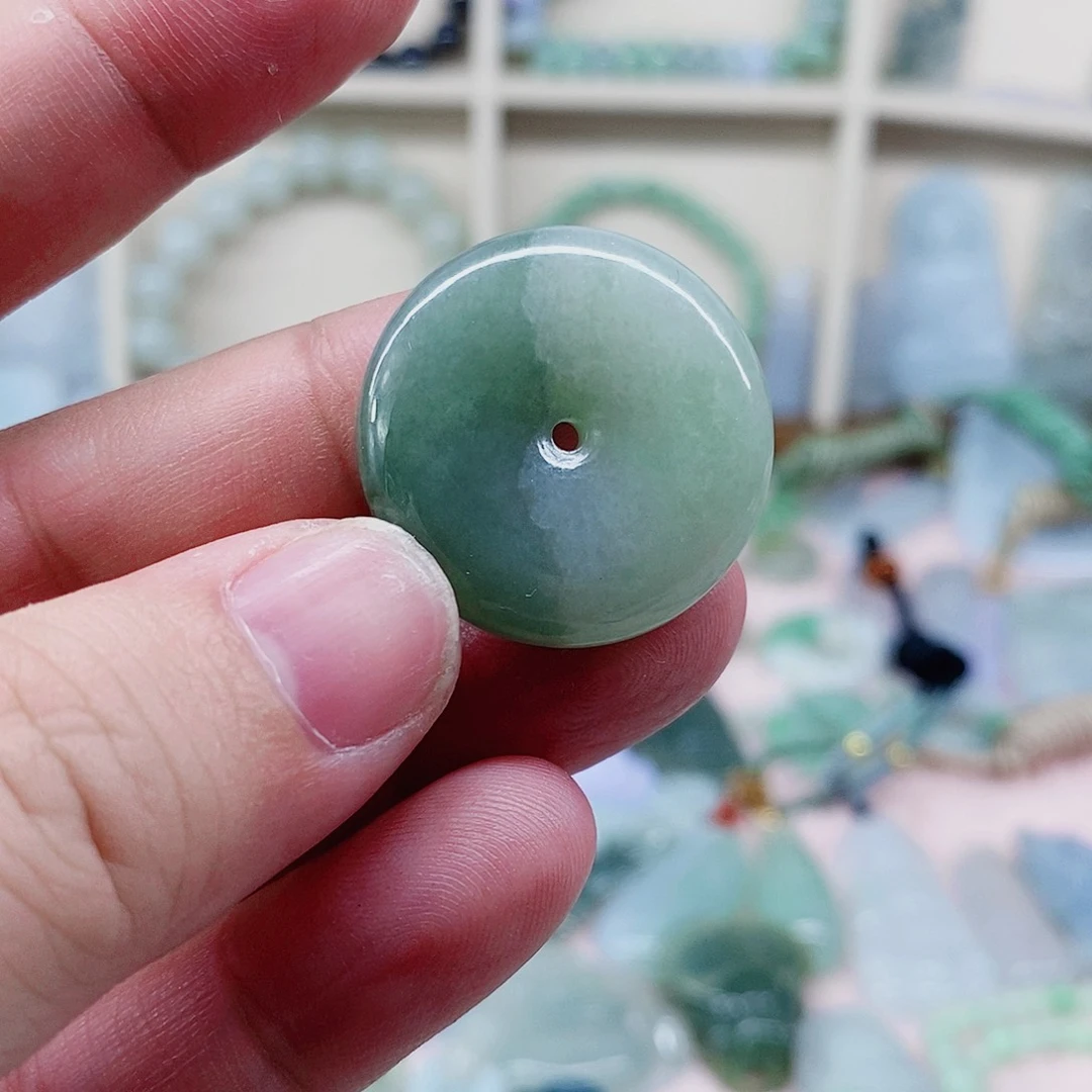 吊坠(不含链)未镶嵌翡翠天然