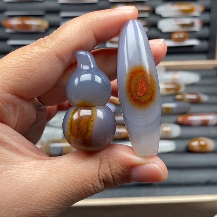 玛瑙/玉髓未镶嵌颈饰