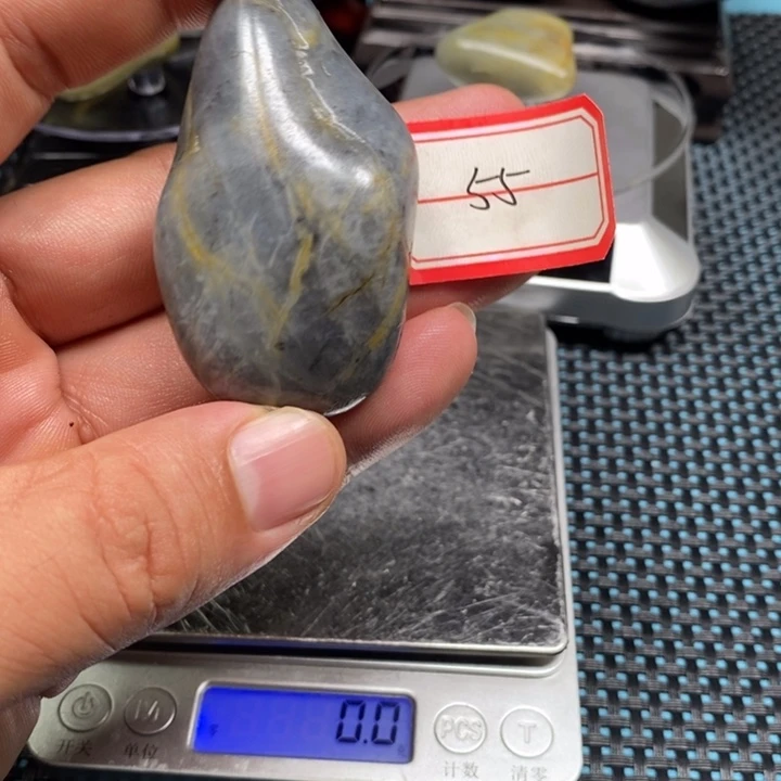 未镶嵌和田玉把件55