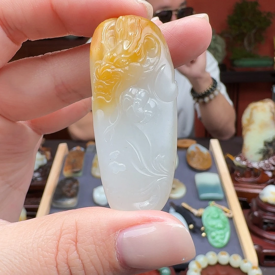 和田玉未镶嵌挂件