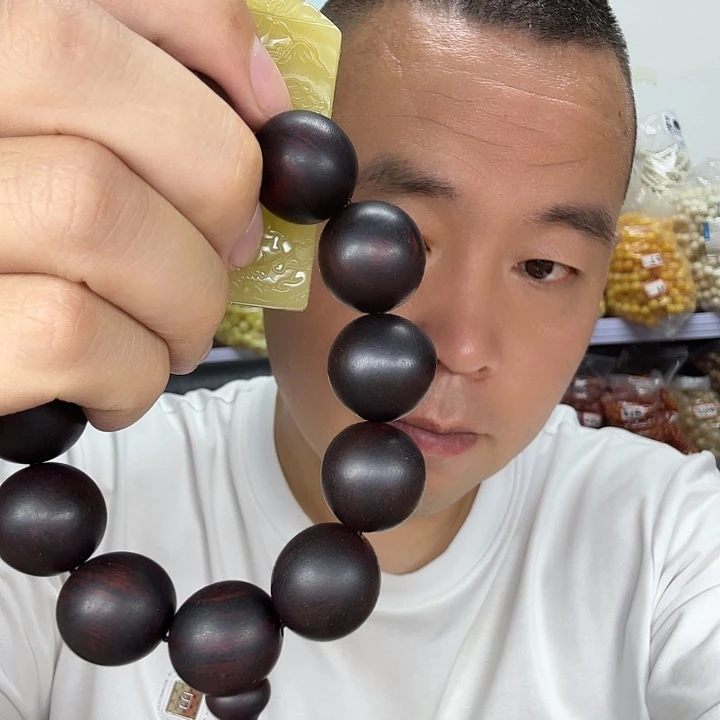 大果紫檀（缅甸花梨）15