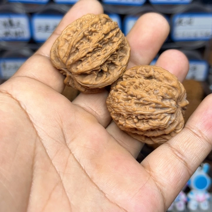 文玩核桃吊坠白*京555555555