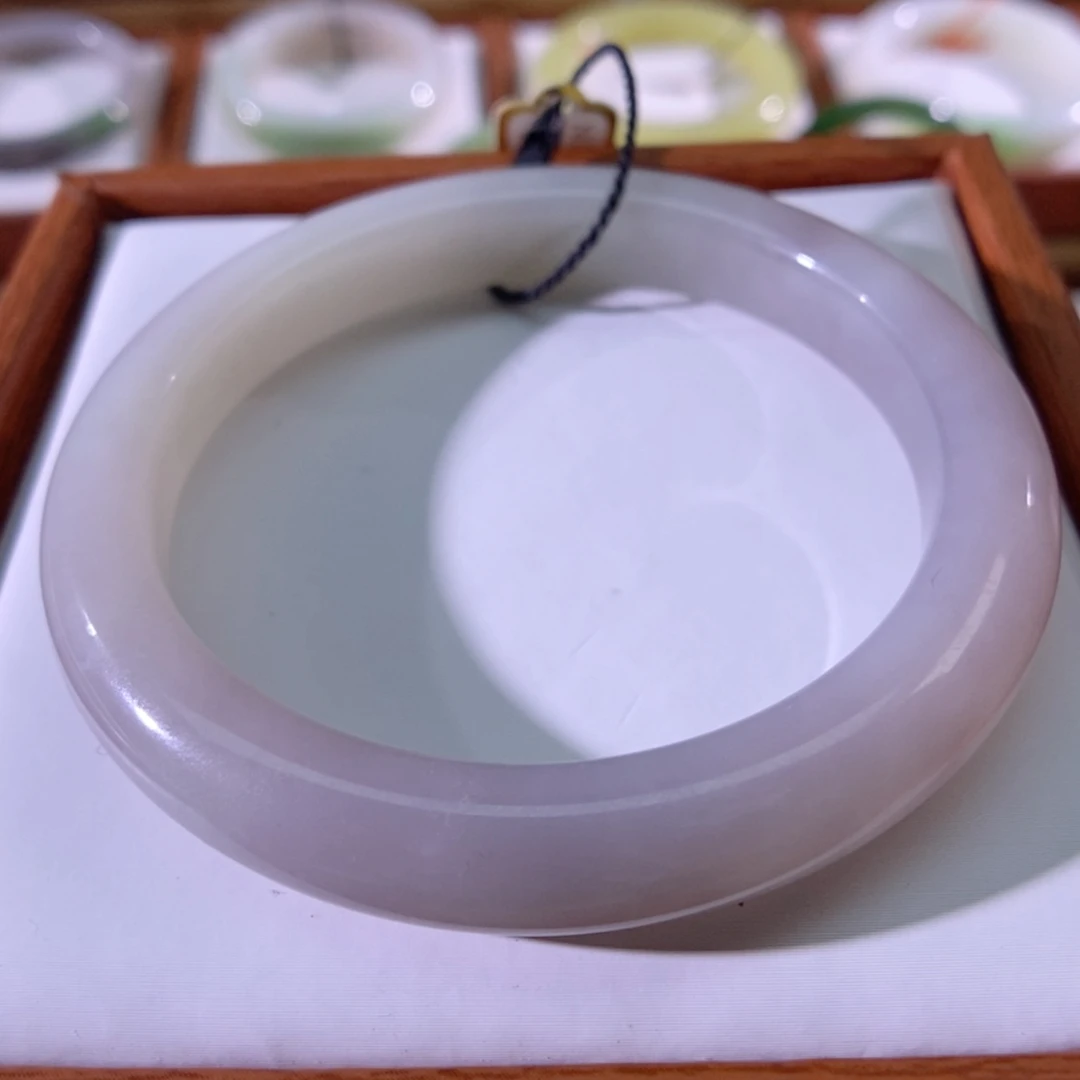 【闪购商品】未镶嵌手镯和田玉
