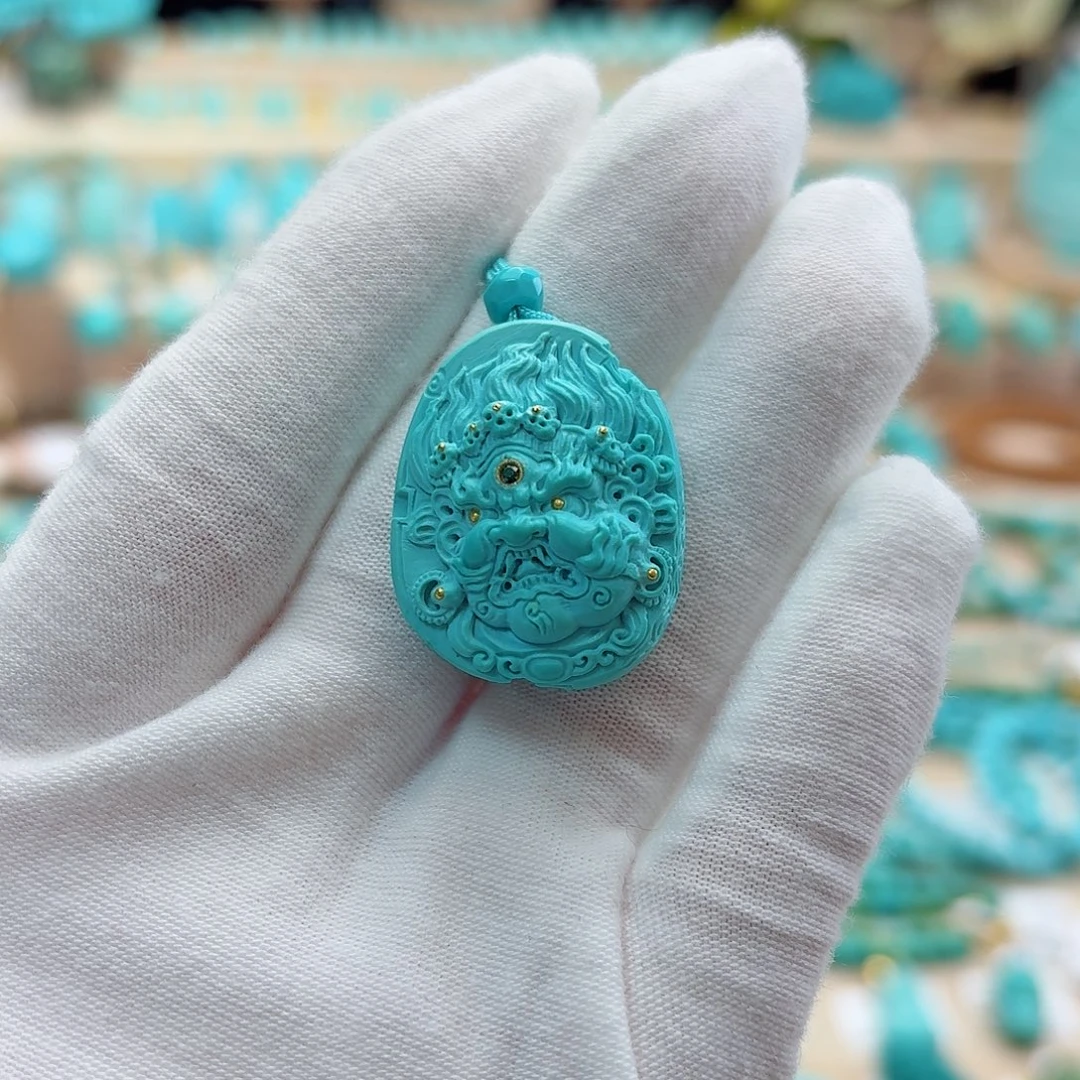 绿松石未镶嵌珠宝奇石