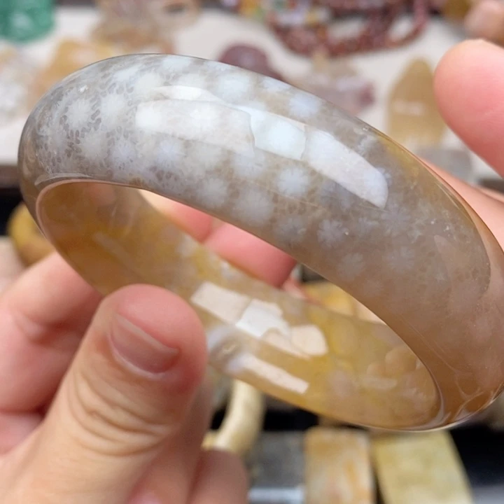 硅化玉手镯未镶嵌56.5