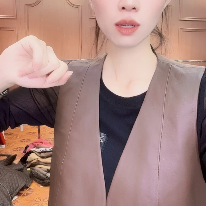 125……135斤皮马甲