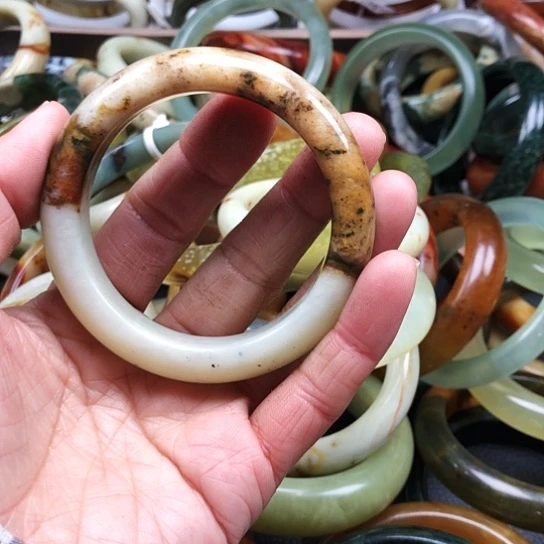 蛇纹石玉手镯未镶嵌?****?