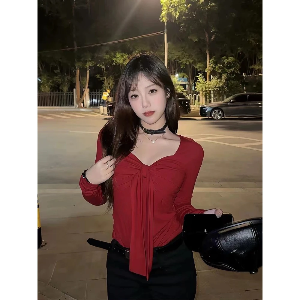 甜辣妹小众蝴蝶结V领红色长袖T恤女春秋设计感修身显瘦打底衫上衣