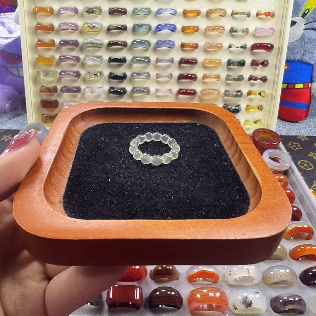 爱***u玛瑙/玉髓未镶嵌戒指B6不退换17.5港16