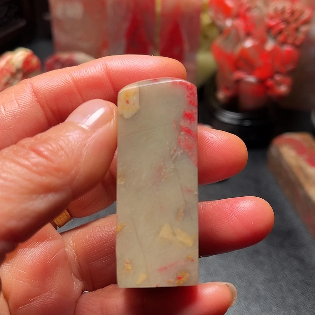 昌化石昌化鸡血石