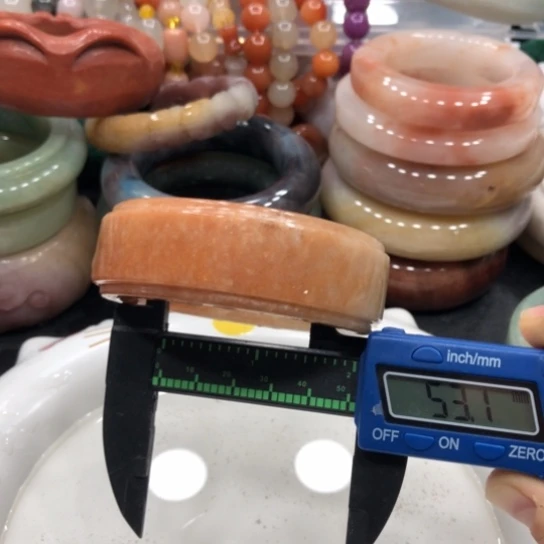 未镶嵌石英质玉珠宝半成品29