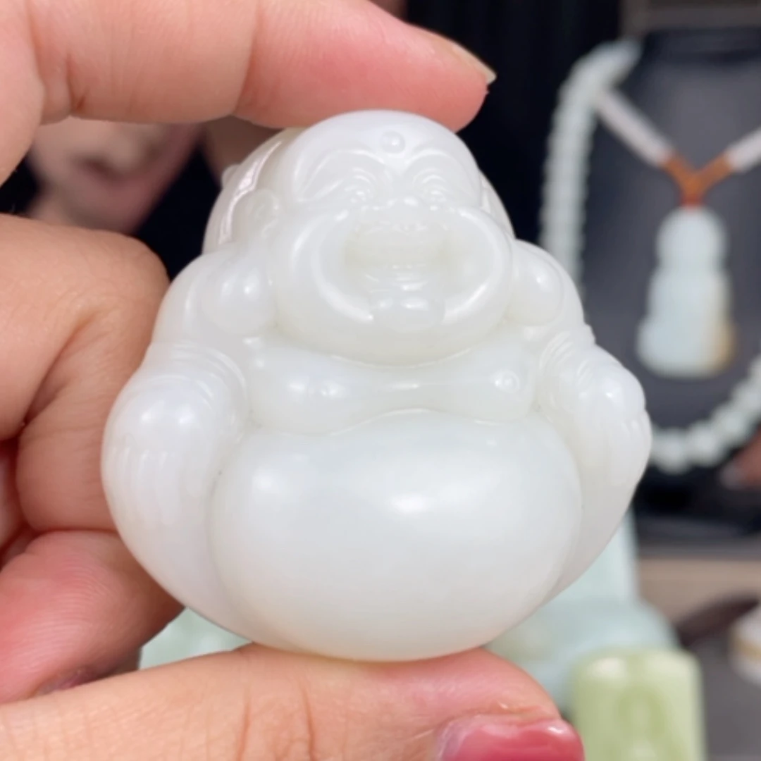 【闪购商品】颈饰未镶嵌和田玉