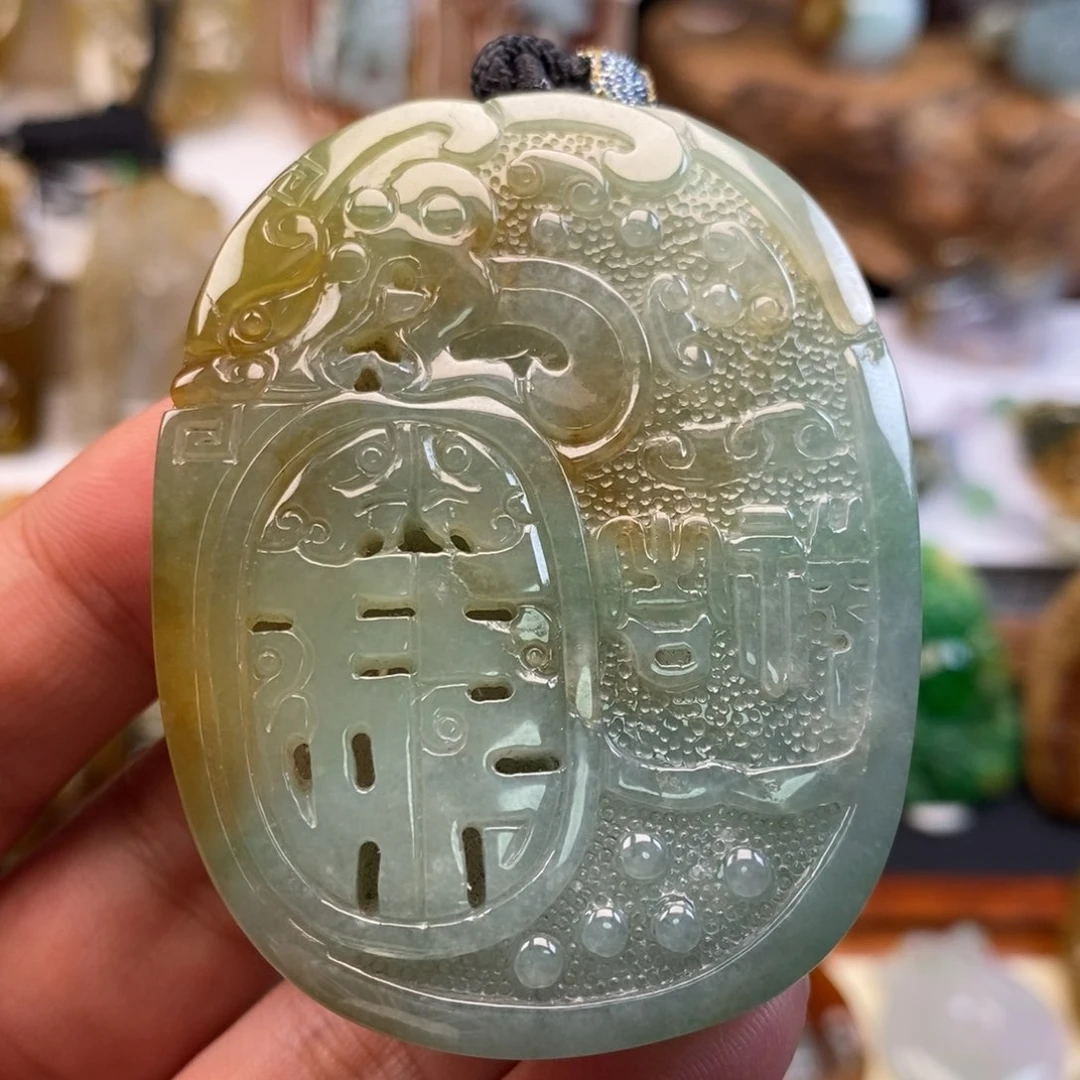 翡翠未镶嵌颈饰缅甸天然翡翠仿古大牌