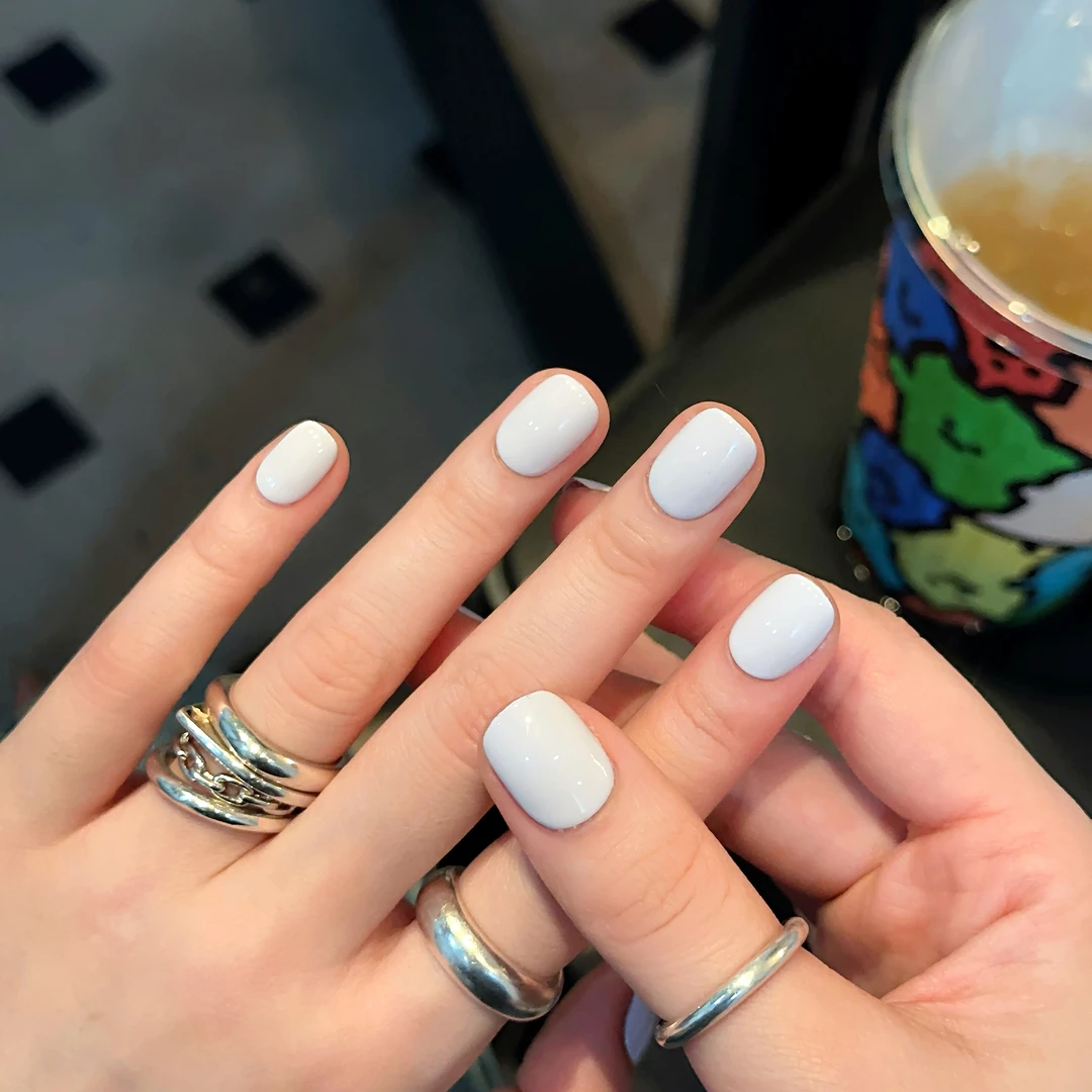 『远山紫』夏日纯色2025年新款氛围甲创意显白纯手工新款穿戴甲短款