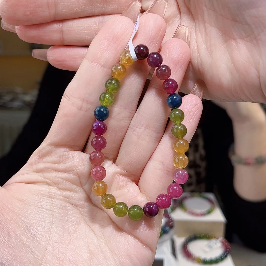 碧玺多样性发一件未镶嵌