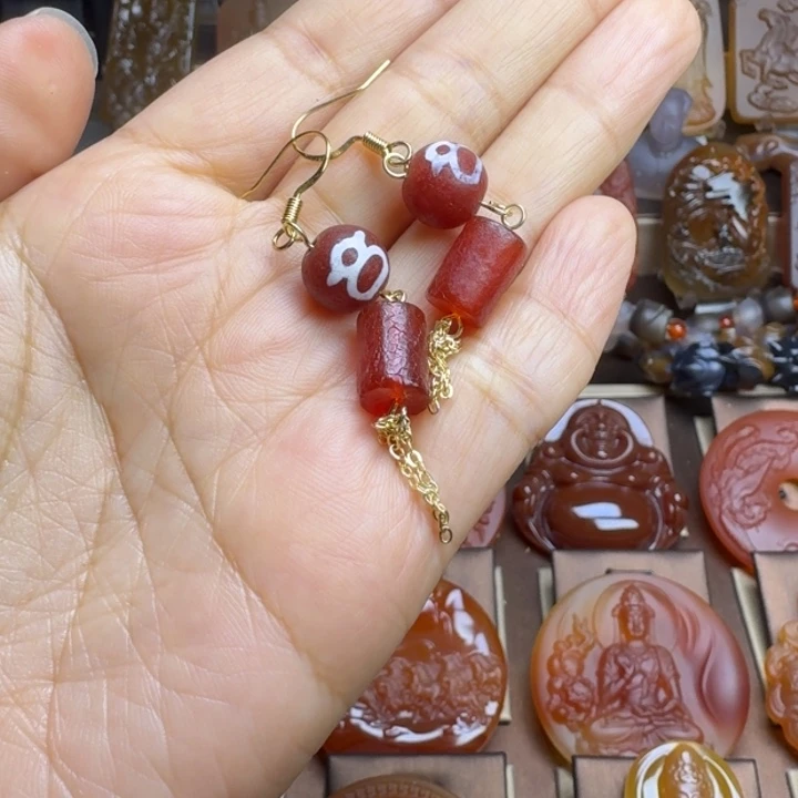 柿***意玛瑙/玉髓未镶嵌颈饰