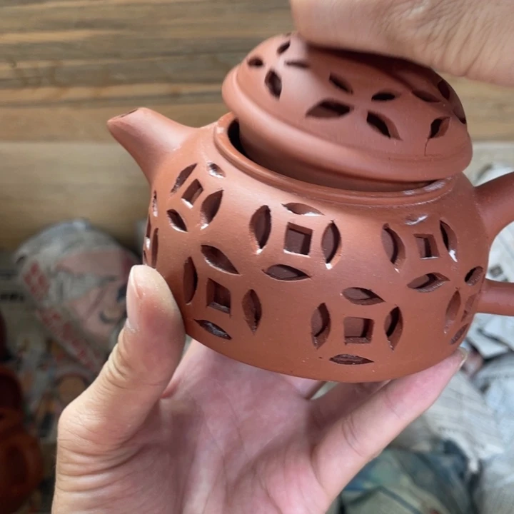 茶壶紫砂老厂紫砂壶一件。