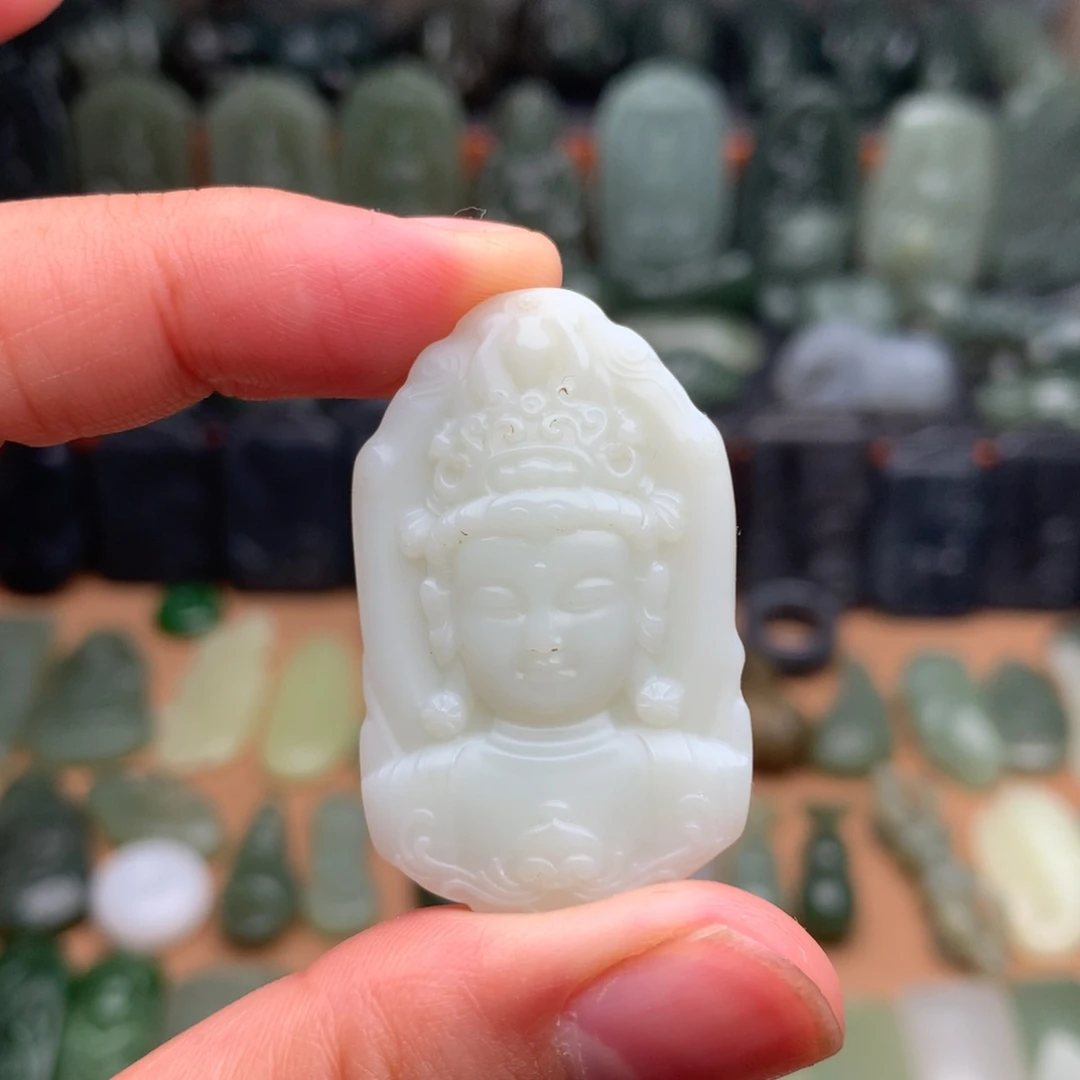 和田玉未镶嵌颈饰挂件13