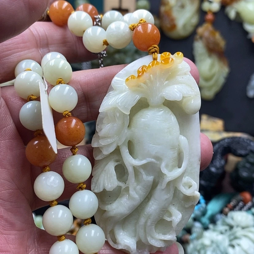 【闪购商品】蛇纹石玉吊坠未镶嵌