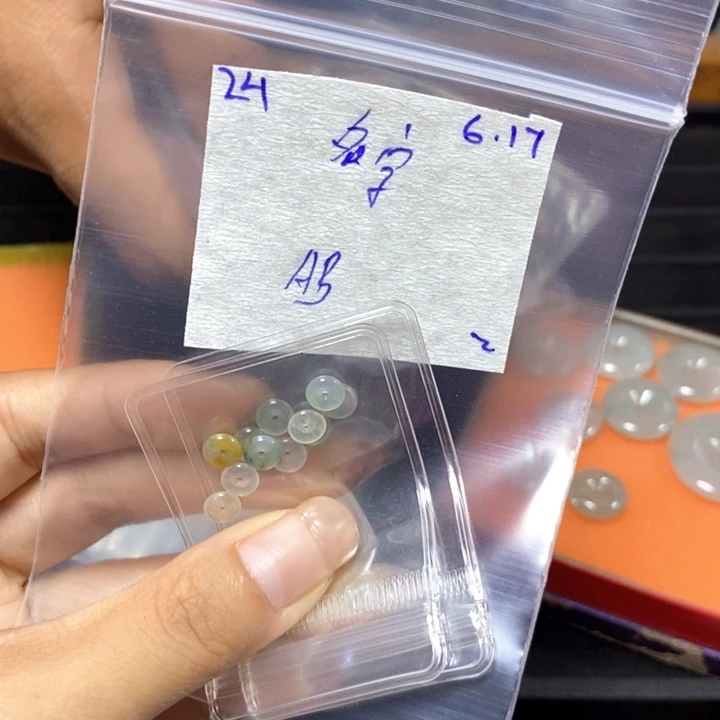 名***现定制翡翠未镶嵌不退不退