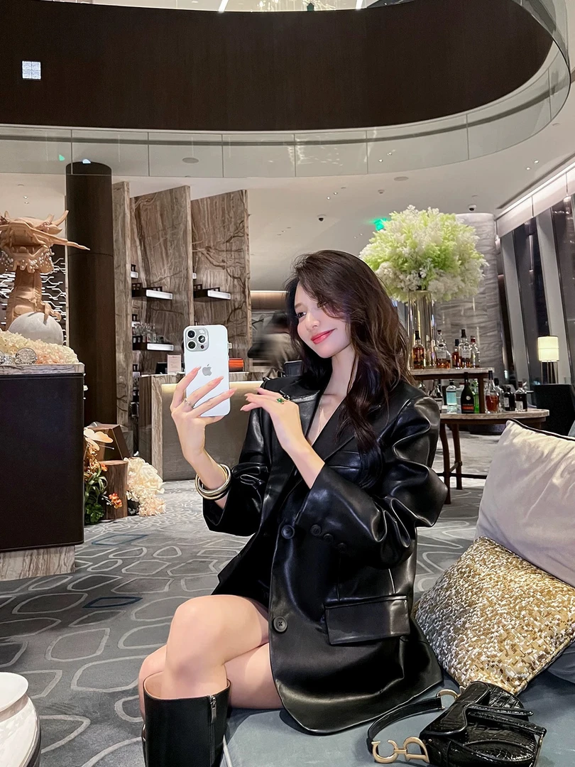 新品高感皮衣外套女春秋202流行款港风新复4古气质机车皮夹级克上