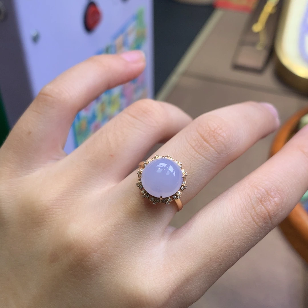 用***件翡翠18K金镶嵌颈饰翡翠