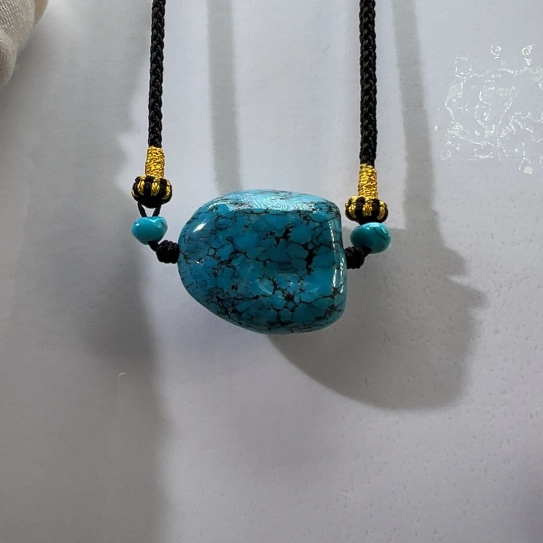 绿松石未镶嵌挂件