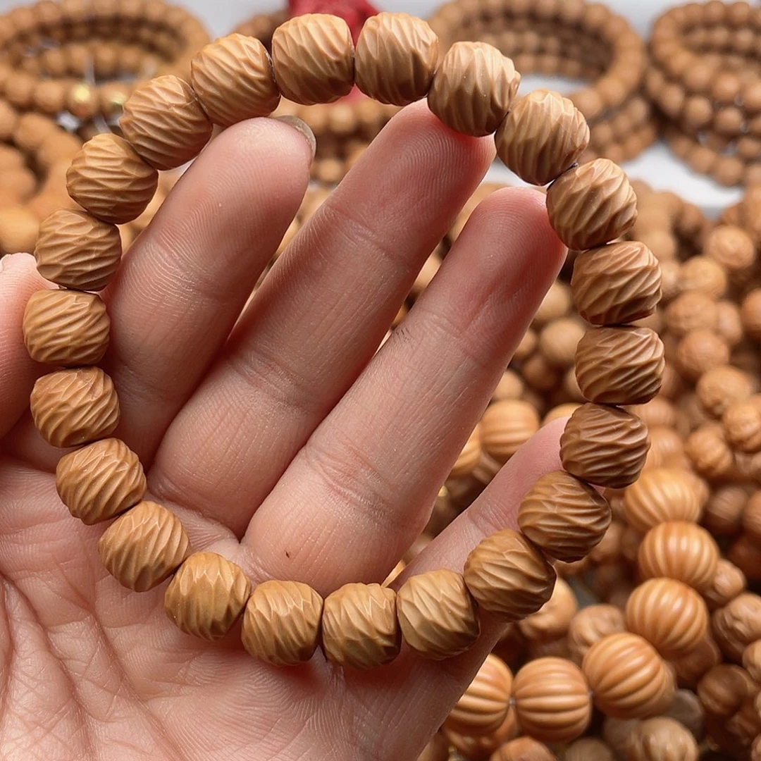 猴头核桃吊坠10+微瑕云锦