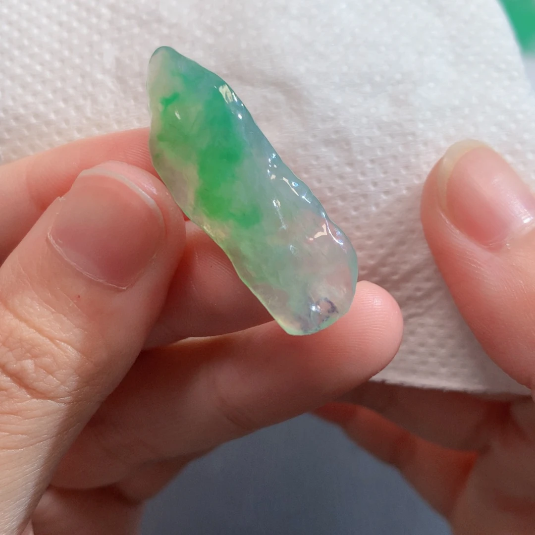 翡翠未镶嵌吊坠(不含链)5368