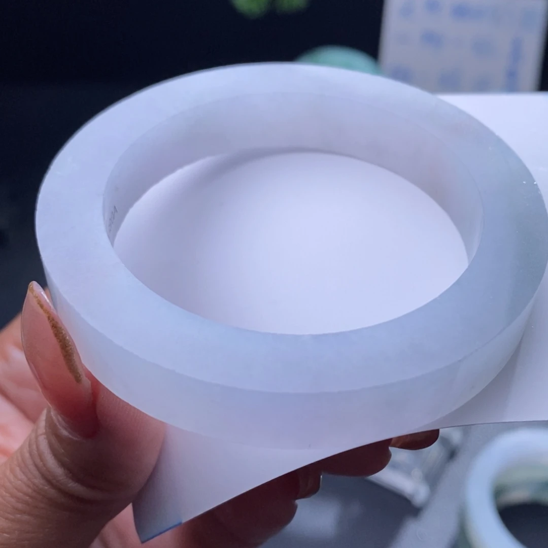 定制翡翠未镶嵌翡翠手镯