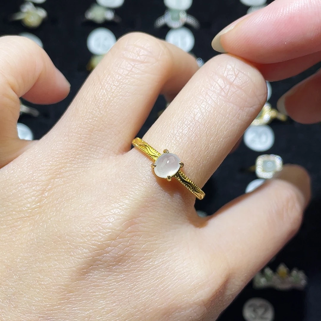 翡翠未镶嵌戒指戒指